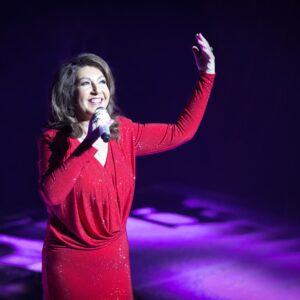 Jane McDonald Instagram - On stage in my home county - can anyone guess the theatre? I love performing in Yorkshire, mainly because its great to be able to pop home for a decent cuppa!