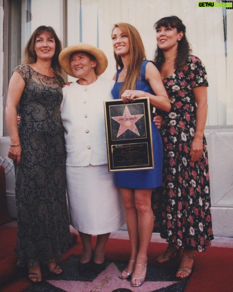 Jane Seymour Instagram - Where does the time go?! Can you believe it’s officially been 25 years to the day since I received my star on the Hollywood Walk of Fame? 😮✨ Here are a couple of my personal throwbacks I thought I’d share with you to celebrate! Thank you for all your support throughout the years. 🙏