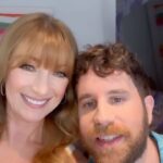 Jane Seymour Instagram - Hop in with me as we take on The Big Apple to promote #HarryWild!🍎 Tag along for a whirlwind adventure! ☺️ ⁣ ⁣ If you watched the whole thing, comment what colour jacket I’m wearing… 😜