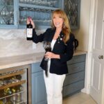 Jane Seymour Instagram - Happy #NationalWineDay! 🍷 I’m celebrating with a glass of my Joy & Serenity wine, crafted with the amazing @jc_boisset. Every bottle supports @theopenheartsfoundation! What’s are you toasting with today? 🍇