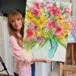 Jane Seymour Instagram - Through the brushstrokes of a painting or the notes of a song, art tells stories that transcend time and space. 🎨 ⁣ ⁣ It reminds us of our shared humanity and the infinite creativity within us. It’s one of my favourite ways to be creative. What is a piece of art, song, or performance that has really moved you? 💗