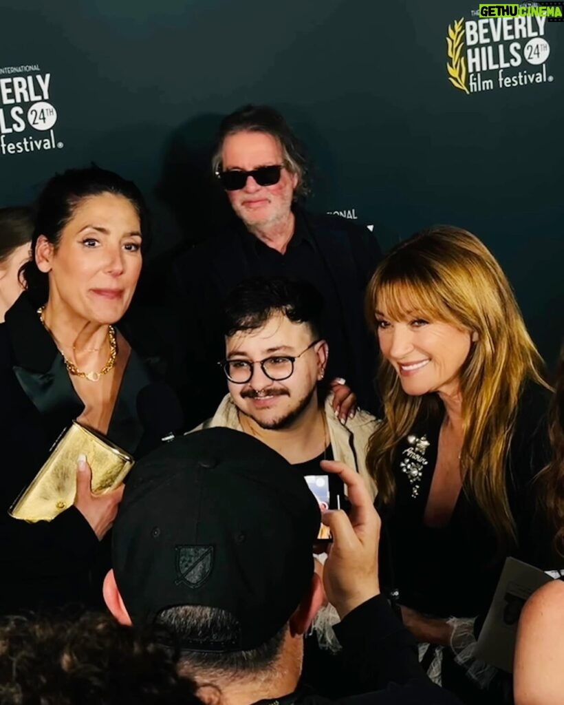 Jane Seymour Instagram - An unforgettable evening at the Beverly Hills Film Festival! I’m so proud of @alicia_coppola, @zachbarack, and @dianalu. Thank you to everyone who supported our film ‘And You Are..?’. This is such an important and timely story and I can’t wait for it to make its way into your hearts.⁣ ♥️ ⁣ 📸: @malibooz & @theaandrea