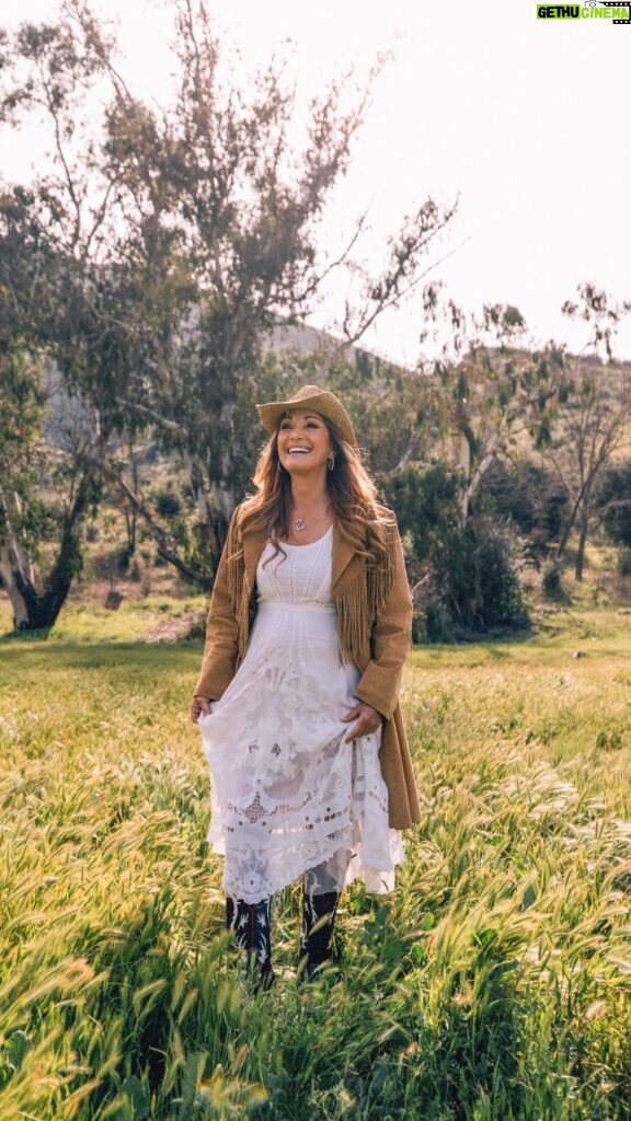 Jane Seymour Instagram - The Open Hearts by Jane Seymour® Boots: a limited edition narrative celebrating life’s dualities. Inspired by @janeseymour’s iconic roles and personal journey, these boots invite courage and love. Designed for women of grace and adventure, each step embodies profound wisdom and wild spirit. Only 100 pairs available, with 20 signed by Jane Seymour herself. Don’t miss your chance to own a piece of this unique collection. Pre-Order now!
