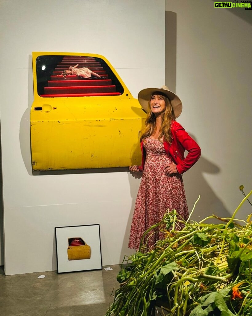 Jane Seymour Instagram - There are some moments in life when words fall short, and @katiejflynnphotography’s art show was one of those moments. To see her passion, dedication, and creativity on display for everyone to see was a profound experience. ♥️ My heart swells with pride for this remarkable young woman, I’m a proud momma! 🥰