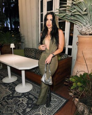 Janelle Marie Instagram - December First ❄️