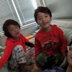 Janet Hsieh Instagram – My two alarm clocks. 我兩個鬧鐘們。#時差生活