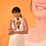 Janet Hsieh Instagram - Happy Women’s Day!! 婦女節快樂！！！ 今天要對自己好一點。 （我等一下就要去按摩了 哈哈）雖然我們應該要每天都照顧好自己的身體，因為工作忙碌， 或是忙家人的各種大小事， 我們很容易忽略自己。 So, to all of the women out there, we are all SUPER HEROS! And it’s OK to ask for help, take a break, or just put our needs first sometimes. 我生活中最大的幫助就是我家人（老公， 媽媽， 爸爸）還有我工作夥伴們（協助我讓我可以順順的工作）。 當然我也會儘量維持我最健康快樂的樣子。 現在很開心可以跟我們家最愛喝的農純鄉滴雞精合作！ I’m so happy to be the spokesperson for our favourite chicken essence @農純鄉 ！ 你們都會怎麼喝呢？ 有什麼撇步可以跟我們分享嗎？ 我自己是很喜歡隔水加熱3分鐘，就有一碗超好喝的滴雞精補給能量！就像現煮的一樣！😜 Because I’m lazy (I mean, super busy haha), I recommend putting the whole bag in hot water for 3 mins, and then voila! It’s ready to drink. 忙碌的每一天，100%全心全意的付出，還好有農純鄉當我的後援，照顧我和家人的健康。 所以今天，也讓農純鄉後援你吧！ 4/8前購買滴雞精輸入「JANET」，現折100元 更多資訊：https://ncx.tw/kQvnz *每位會員限用乙次 @nongchunxiang_tw