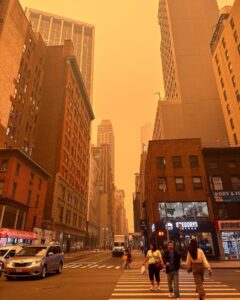 Janet Montgomery Instagram - The end of the world in the city 🌆 #wildfires