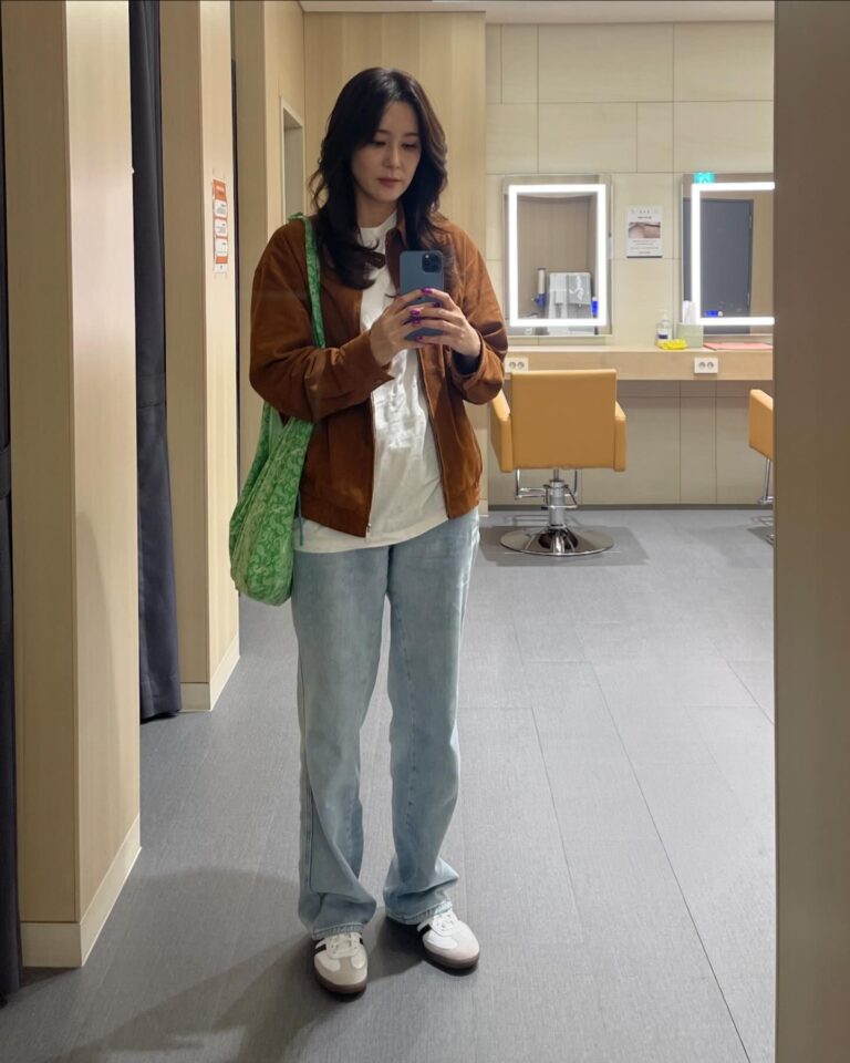 Actress Jang Ga-hyun HD Photos and Wallpapers May 2024