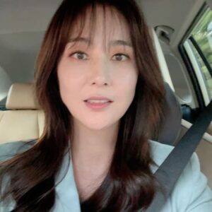 Jang Ga-hyun Instagram - 일일 매니저 땡큐 😘