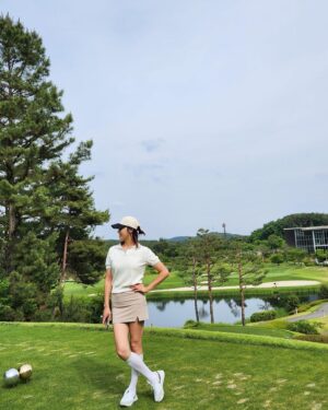 Jang Shin-young Instagram - 🏌️‍♂️즐거웠던 하루🤗