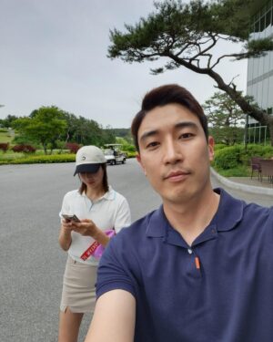 Jang Shin-young Instagram - 🏌️‍♂️즐거웠던 하루🤗
