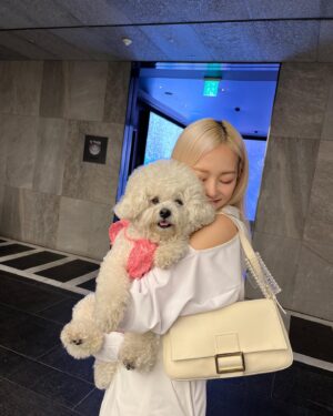 Jang Ye-eun Instagram - 리모옌