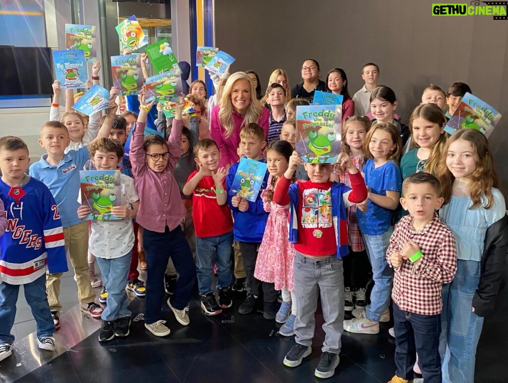 Janice Dean Instagram - It was a great day to #bringyourkidtowork and @freddythefrogcaster was there to celebrate!