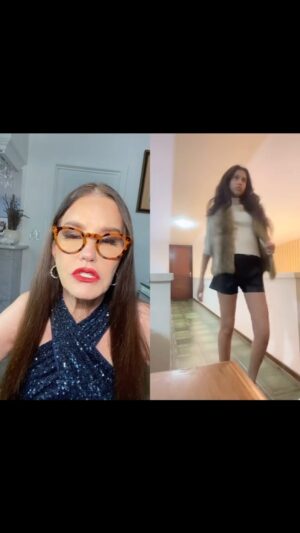 Janice Dickinson Instagram - hope this helped 🤷‍♀️ #modelreview #runwaymodel