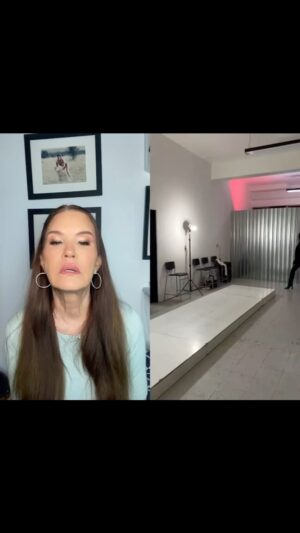 Janice Dickinson Instagram - The fit is always important. Where my 10s at? #modelreview #runwaywalk #explore
