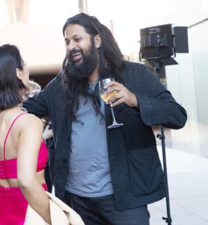 Janina Gavankar Instagram - There was a gathering to celebrate the many South Asian artists that made this year’s Oscar nominated films. Though it was the first of its kind, it didn’t feel like “a moment”, it felt like part of the sustainable crescendo that the Desi community is making.
And as you can see from these pics, the love I have for these people is BIG. 💓