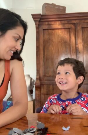 Janina Gavankar Instagram - This 3 year of clip of a video of my nephew putting together Iden’s Lego set. 🫣