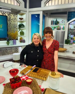 Jann Arden Instagram - Me and @thegoodstuffctv @mary_berg3 MAY THE 1st!!!! What a lovely human being. You'll love Watching us play "pictionmary"