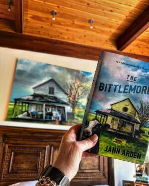 Jann Arden Instagram - The inspiration for my book cover. I loved this painting so much, that I asked @marciajeanartist to design the cover for #THEBITTLEMORES have you read it? #number1bestseller