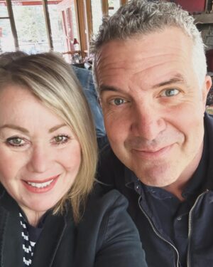 Jann Arden Instagram - My dear pal @itsrickmercer and me-- plotting our upcoming SOLD OUT TOUR ACROSS CANADA!!