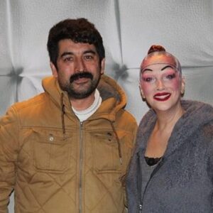 Janset Paçal Instagram - 🎭 #Tomris oyunumuz ile ilgili Ufuk Azbay tarafından hazırlanan haber 3 Şubat 2024 tarihinde Milli İrade Gazetesi'nde yayınlandı📰

Keyifli okumalar 📰🎭

📇Haber: Ufuk Azbay @azbayufuk 
📰Gazete: Milli İrade Gazetesi @milliiradegazetesi 

Haberin tamamı: https://www.milliirade.com/tomris-performansi-ayakta-alkislandi

@jansetpacal @tomrisoyunofficial @jansetpacal.tv

⭐️Tomris 

📌4 Şubat'ta Ankara Cermodern'de
📌19 Şubat'ta Ataköy Yunus Emre Kültür Merkezi'nde
📌28 Şubat'ta Çorlu Memduh Şevket Esendal Sahnesi'nde sahnelenecek. 

🎫 Biletler Biletix ve Biletinial'da.

🎭 İyi Seyirler 

TOMRİS: @jansetpacal 
Yazar: @kaanerkam 
Yönetmen: #MehmetUlay
Sanat Yönetmeni: @kemaldogulu
Tomris Ekip: @aysuzzzz @harunozdn 
JPTV Ekip: @egeshaqrock 
DonKişot Organizasyon: @donkisottiyatro (05445178402) @_ahmetdinc

 #tomrisoyun  #live #performance 
 #theatre #tiyato #jansetpaçal #janset #kemaldogulu #actress #interview #press #media #photoshoot #backstage #eskişehir #zübeydehanımkültürmerkezi
