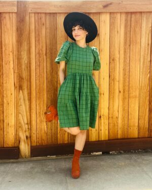 Jasika Nicole Instagram - I loved every minute of making this Know Me Patterns ME2016 dress by Beaut j’adore! The linen   lyocell is from @blackbirdfabrics which I snagged during their Black Friday sale last year and it was the perfect fabric for this bouncy, fun dress. Dramatic sleeves, thoughtfully designed pockets, great instructions and goes up to a 48”bust/50” hip. More details at jasika.com ❤️