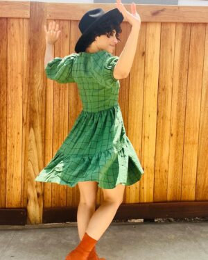 Jasika Nicole Instagram - I loved every minute of making this Know Me Patterns ME2016 dress by Beaut j’adore! The linen   lyocell is from @blackbirdfabrics which I snagged during their Black Friday sale last year and it was the perfect fabric for this bouncy, fun dress. Dramatic sleeves, thoughtfully designed pockets, great instructions and goes up to a 48”bust/50” hip. More details at jasika.com ❤️