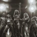 Jasmin Wagner Instagram - Tausend Dank an mein gesamtes Team und alle, die mitgewirkt haben, dass der erste Auftritt so wundervoll werden konnte. Neue Kostüme, neue Setlist, neue Choreos — ich habe es genossen, endlich wieder auf der Bühne zu stehen und freue mich schon jetzt auf die weiteren Shows in diesem Jahr. Wir sind voller Blümchen-Power 🌈🌸 @mpm_music #blümchenpower #firstshow #showdown #blümchenshow #blümchen2024 #tourstart #energyboost #ravergirl