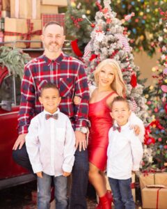 Jasmine Arteaga Sorge Instagram - This is our December 1st, so much to celebrate. Thank you for capturing these moments for our family @colossians323photography ❤️ #december #birthdays #love #family #godisgood