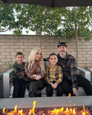 Jasmine Arteaga Sorge Instagram - Mama and her boys!
#blessed #mama #mamaofboys #babydaddy #tequila