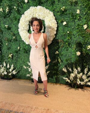 Jasmine Guy Instagram - #TargetPartner Hey y’all.  Brought my inner Whitley to @Target -hosted Relax, Relate, Release luncheon here @Essencefest NOLA 2022.  Having the time of my life with this gathering of smart, beautiful and supportive Black women.  We talked our butts off and had a ball – this brunch really hit the bullseye, @Target.  Nothing better than celebrating life, love and JOY with my sisters!  @garcelle, @iamnialong, @cocojones, and YES @thekalenallen.