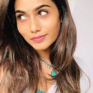 Jasmine Michael Instagram - pictures of beautiful women @jasminmichael.official 👸 
.
.
.
.
#jasminmichael #malaysialadysuperstar #malaysiacinema #jasmin