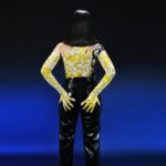 Javiera Mena Instagram - Nocturna, mi nuevo disco, ya es suyo 🫴🏼 La pasión es la energía transformadora que recorre las 11 canciones compuestas en días de despertar 🔥 Cada canción de Nocturna es un capítulo de amor y deseo, anhelando la sagrada libertad. Añorando y saboreando ese momento mágico que solo es detonado por la conexión entre tú y yo🔥 ¿Lo escucharon? Ahí les dejo el link en mi bio, ojalá puedan disfrutarlo de principio a fin con su bebida favorita 🍸 Cuéntenme sus impresiones y les leo 👀 Siempre suya Javi🏙