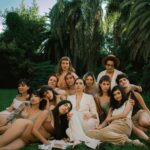 Javiera Mena Instagram - Ya está disponible el video clip de “La isla de Lesbos” para todas ustedes! 🐚🌊🏝 Dirigido por @muymiche producido por @pardafilma Link en mío bio