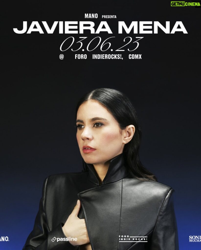 Javiera Mena Instagram - ¡Hola gays de Mexico 🇲🇽! Ya estoy aquí! 🤩 disfrutando de las delicias que se me presentan en cada esquina 🌮 🍉 🥭 Ya queda menos para encontrarnos este sábado en el @foroindierocks, en donde también celebraremos mi cumple 🎁 No se imaginan lo inspirador que es para mi estar acá 🥹 Nos vemos! 🩷 Boletos en mi bio 🎹