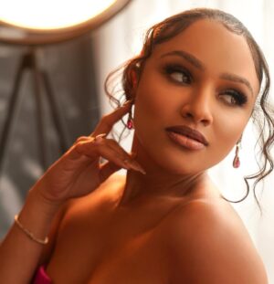 Jaylen Barron Instagram - Thank you @acefilmeditors to have me present at the award show. Congratulations to all the winners! Your hard work doesn’t go unnoticed, and is so appreciated. “We see you” 

Styled: @andrewgelwicks 
Photography: @conradcaptures 
Makeup: @antonmakeup 
Hair: @iam_whatshername_ 
Dress: @pamellaroland 
Jewelry: @dangelojoyeria 

@katzpublicrelations