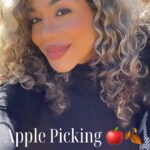 Jazmin Johnson Instagram – 🍎 🍁🌾 Hey, have you ever been apple picking???

We went apple picking with my sisters and mom, it was a first for the boys and they loved it! We went to “Oak Glen” it’s in California. We spent the day enjoying all the festivities out that way. It was a great experience and I highly recommend it for the kiddies. Though apple picking season is pretty much over they’ll have lots of Christmas festivities 🎄✨👇🏽

If you go here’s a few notable stops:

💫 Apple Blossom Ranch:  honey & caramel apples
💫 Snow Line Orchard: apple cider and apple donuts
💫 Wilshire’s Apple Shed: pizza and coffee

#fall #style #oakglen #thingstodo #vlog #californialove