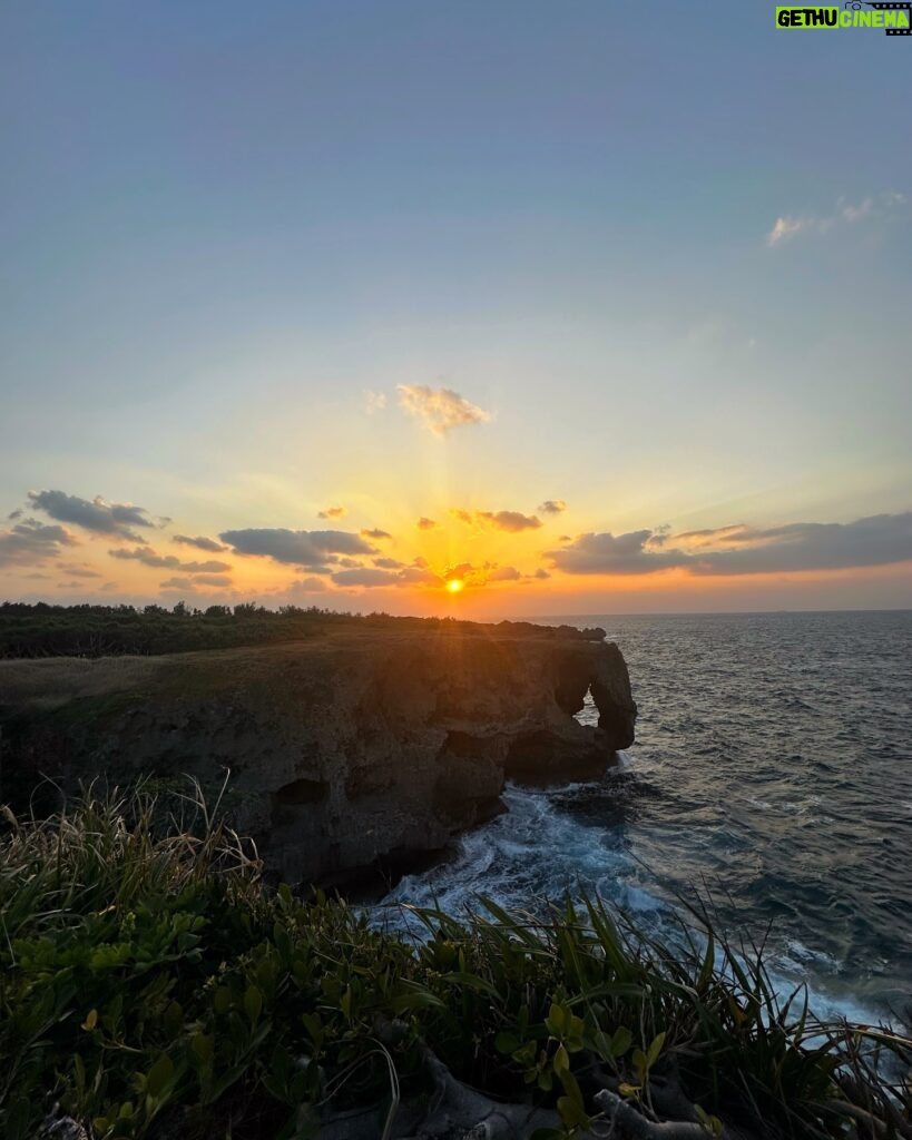 Jeanette Aw Instagram - Chasing sunsets. Cape Manzamo, known to be a spot for magnificent sunsets. The skies were overcast with grey clouds when I was there (day 1) and the very next day when it looked clear and sunny, I decided to take the 1.5hr drive down again. It wasn’t the most spectacular but it was good enough ☀️