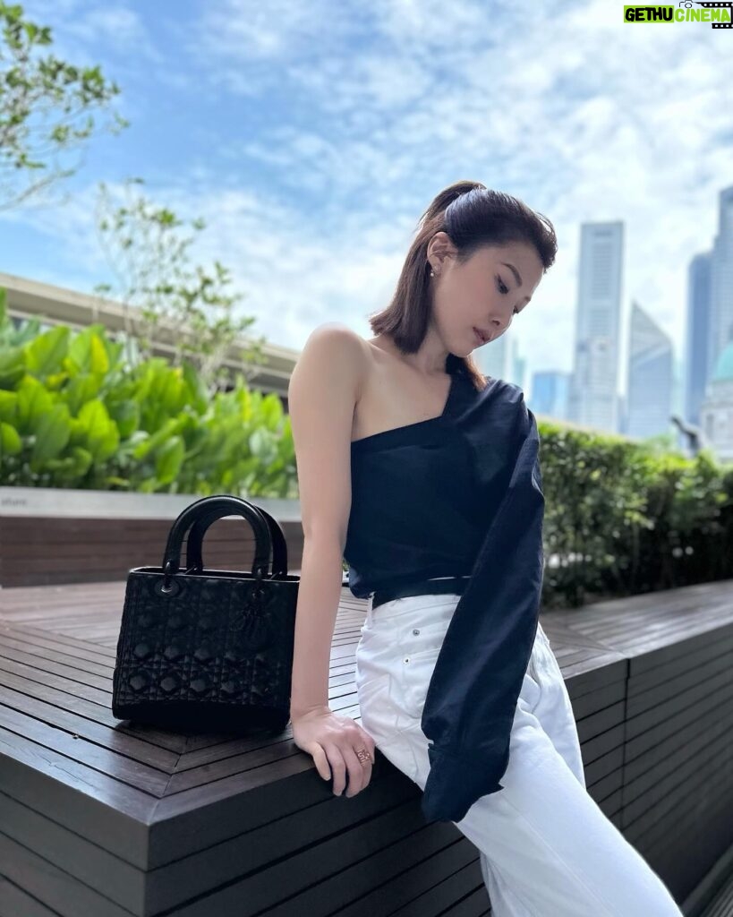 Jeanette Aw Instagram - Anticipating the unveiling of the latest #DiorAW24 collection, tonight at 10pm. @dior