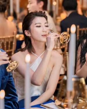 Jeanette Aw Thumbnail - 3.5K Likes - Most Liked Instagram Photos