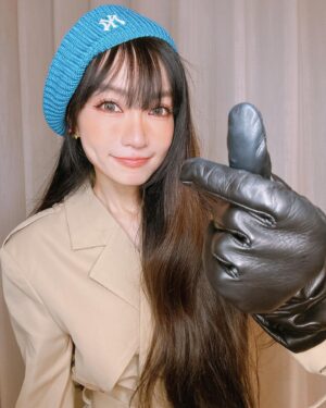 Jeannie Hsieh Instagram - 沒有謝金燕的跨年 還叫跨年嗎？
姐姐放話：揚言要把大家的跨年氣氛找回來！

睽違三年的跨年舞台～
「2024姐姐獨家在高雄」
今天起一人一首開放點歌！！！（新歌努力中，但不一定唱🤪）

#姐姐在高雄夢時代
#2024高雄跨年獨家
#大家準備尖叫吧
#jeanniehsieh 
#kaohsiung 
#newyearseve