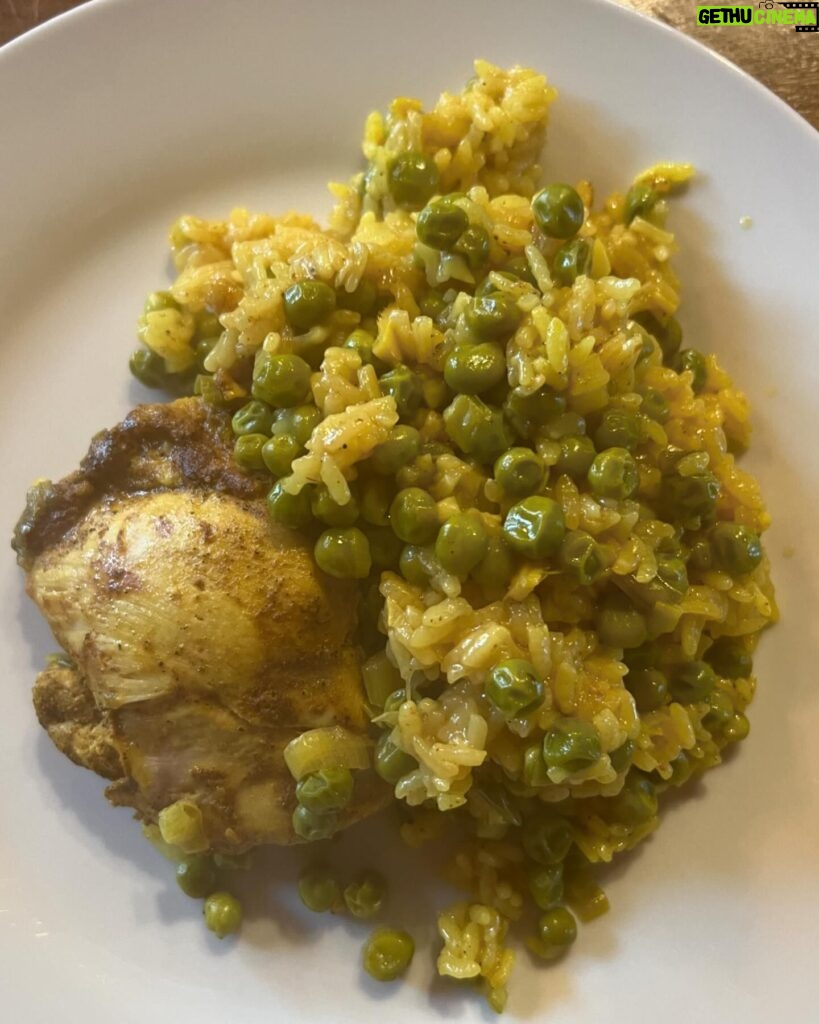 Jen Gunter Instagram - I just made this absolute winning one pot turmeric chicken and rice dinner from @dishingouthealth My photo is terrible (you can swipe to see), so I didn’t want to lead with it 😂 Instead of the canned lite coconut milk, I used the unsweetened coconut milk you find in the dairy case. I added green peas for extra veggies and protein. The sumac onions took it to the next level. It absolutely satisfied my Venn diagram of nutritious, delicious, and easy to make. Will definitely make again. Prep time was 20 minutes or so and another 25 minutes of baking.