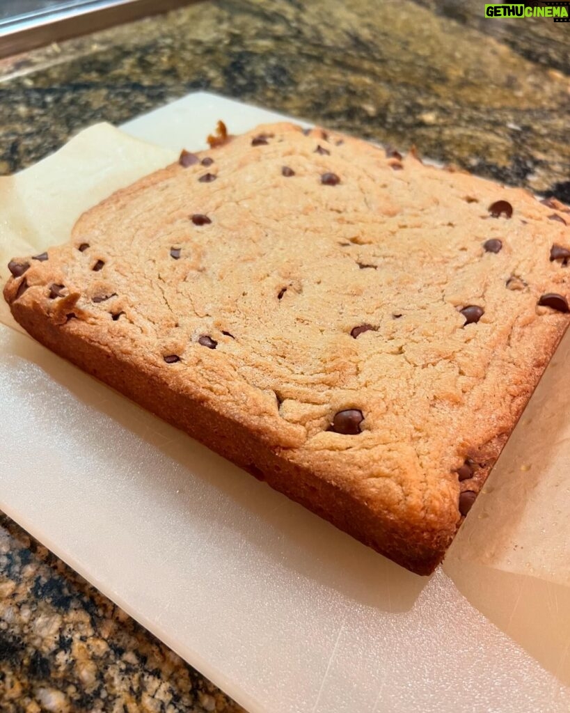 Jen Gunter Instagram - I used to make these blondies on heavy rotation when my boys were younger. One bowl and so easy. They basically taste like a big, thick, chewy cookie, but easier to make because no portioning out each cookie before baking! I think this might have been a @marthastewart recipe that I read ages ago and tweaked. I hadn’t made them for 8 or 9 years and hadn’t written the recipe down, but it came back. Muscle memory I guess!!! If you are looking for a super easy treat, here you go. If you are one of the minority who makes a snarky comment about sugar or any kind of food shaming, just move along. Ingredients: 2 sticks butter, melted 1 cup packed brown sugar 1/2 cup white sugar 1 tsp salt 2 tsps vanilla 2 eggs 2 cups flour 3/4 cup semi sweet chocolate chips Preheat oven to 350F Grease an 8X 8 pan and line with parchment paper (I use cooking spray cuz I don’t have time for the flour and butter mess) Mix the butter and sugar. (I melt the butter in a large bowl in the microwave and then mix everything in that bowl). Add the salt, vanilla and eggs and mix. Then add the flour and stir until just combined. Fold in the chocolate chips. Pour into the prepared pan and spread evenly. Bake for 40-50 minutes (in my oven 45 minutes still leaves the bars chewy, which is essential!) Try to let cook for at least 30 minutes before cutting into and enjoying!
