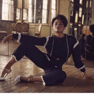 Jenn Lyon Instagram - IT’S A SWEEP!!!!! @arianadebose winning all the everything possible please and thank you! (And being a brilliant woman and activist on top of it?!?!) #arianadebose #westsidestory #anita #reproductiverights #afrolatina #lgbtq🌈 #theatrekid