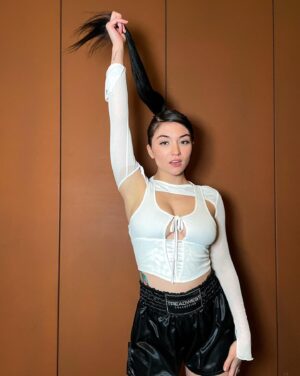 Jenna Frank Instagram - Angel Energy 👼 Philly, PA see you soon ;)
fit by @treadwestcollective