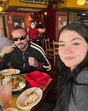 Jenna Frank Instagram - I can’t put my pain into words . I still can’t believe you’re gone . I was with you on your birthday last year . I picked you up at the airport you were so happy to see me . You are my book to life , You taught me everything I know . You are more than just my dad . You are my very best friend , my partner in crime , my brother . You are everything in one . We struggled with the same mental problems . You always understood me when nobody else did . I WILL win this battle for you . I will break the curse . I promise . Happy 50th b- day pops! You always would tell me I’m your biggest angel . Now you’re mine . 💚