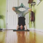 Jenna Laurenzo Instagram - Turning things upside down and working on a new project 👉 @puddlesofsun . . . Different view, different reality ✨🌈🙏