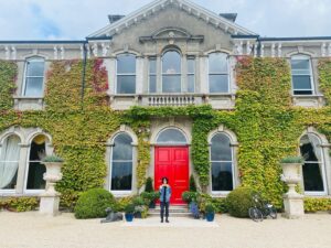Jenna Laurenzo Instagram - Escape to @lyrathestate ✨🍀
.
.
.
Wild hair, selfie fails, good food, long runs, writing, meditation, #glutenfree beer, rest, relaxation, and obviously whiskey 🥃 while squeezing in the occasional hotel room audition for @lfeins 😂 and finishing a script ✍️ with the luck of the Irish ☘️ 
.
.
.
#ireland #irishwhiskey #kilkenny #screenwriting #travel #glutenfree #peroni #running #writing #travelgram #wanderlust #love #loveislove