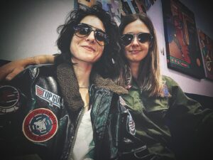 Jenna Laurenzo Instagram - …takes a few flying lessons and gets invited to an 80s themed birthday #topgun 
.
.
.
Happy Birthday @chbdesignsco ❤️✨